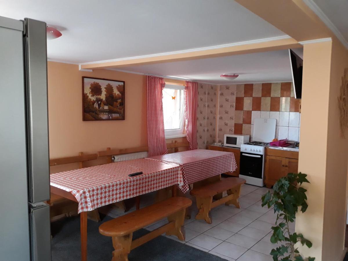 프라이드 Molnar Vendeghaz B&B 외부 사진