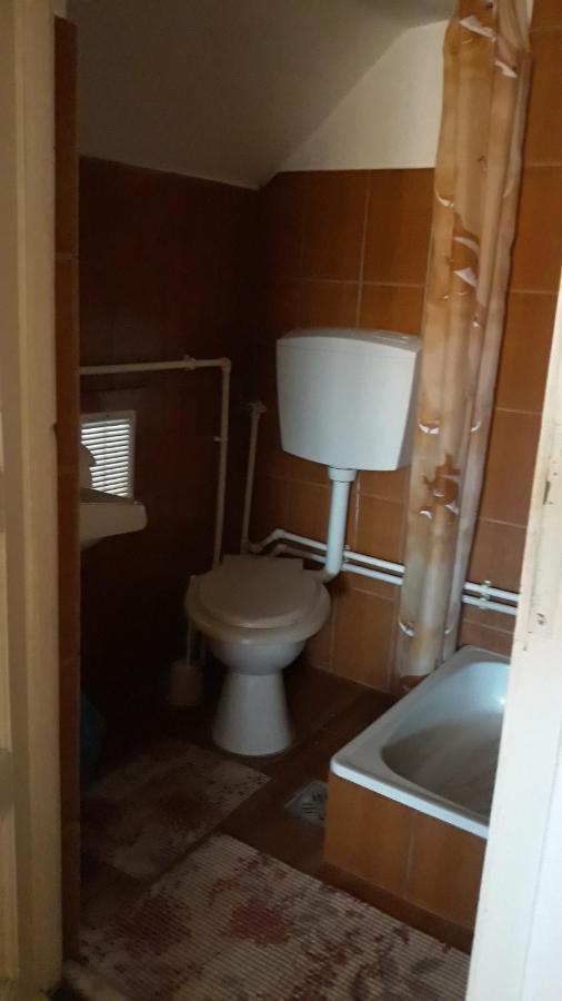 프라이드 Molnar Vendeghaz B&B 외부 사진