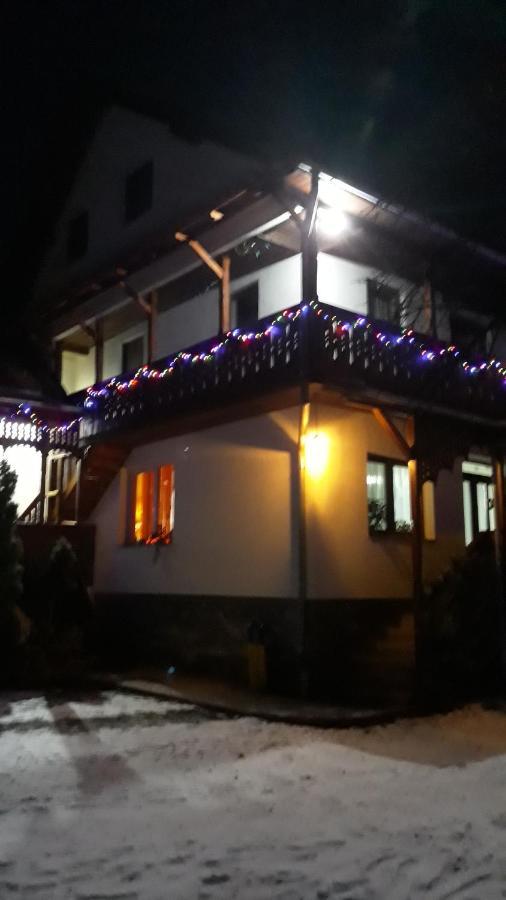프라이드 Molnar Vendeghaz B&B 외부 사진